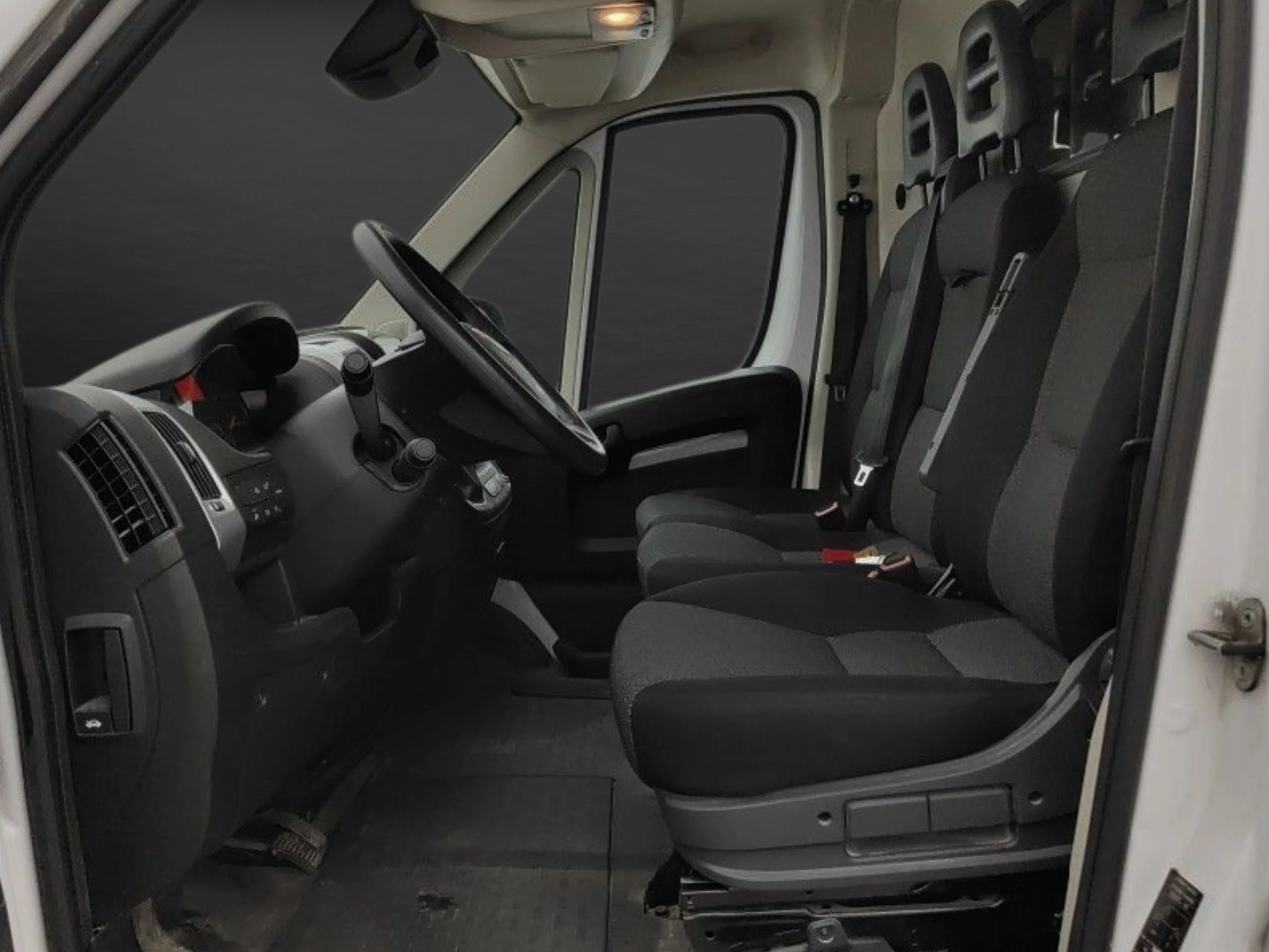 Fiat Ducato Maxi L4H2 160CV Automática | Desde 402€/mes - Foto 8