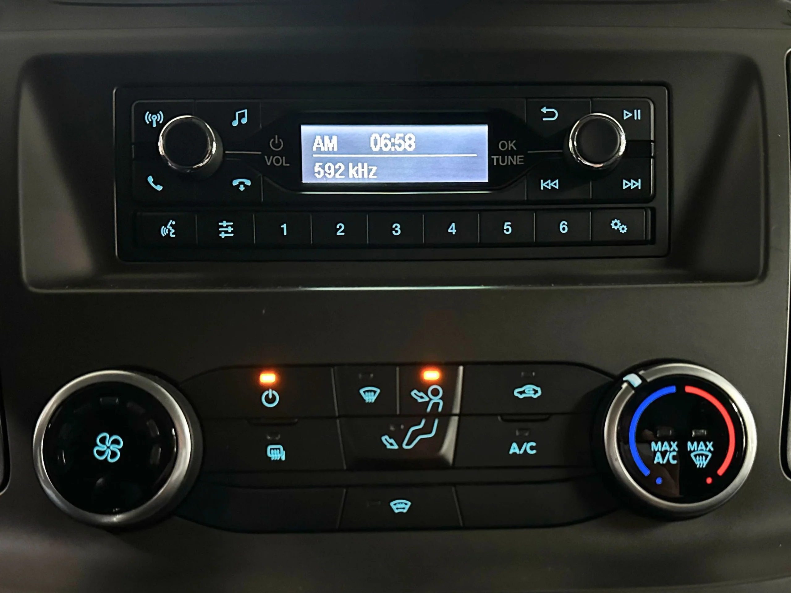 Ford Transit Custom L1H1 131 CV 2.0 Hybrid  - Foto 16