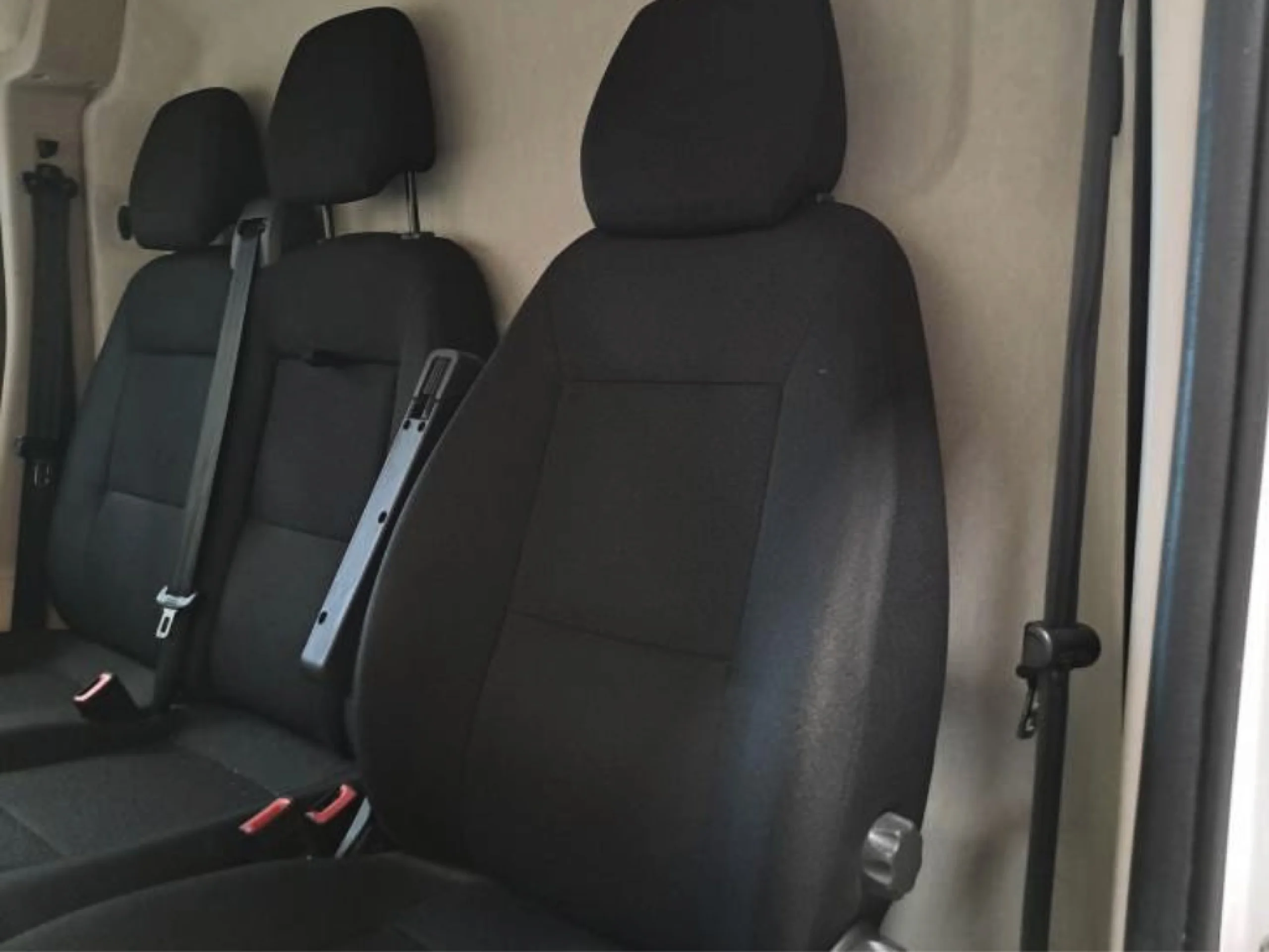 Peugeot Boxer Furgón L2H2 2.2 BlueHDi (2024) | Eficiencia y Espacio | Desde 400 € al mes - Foto 11