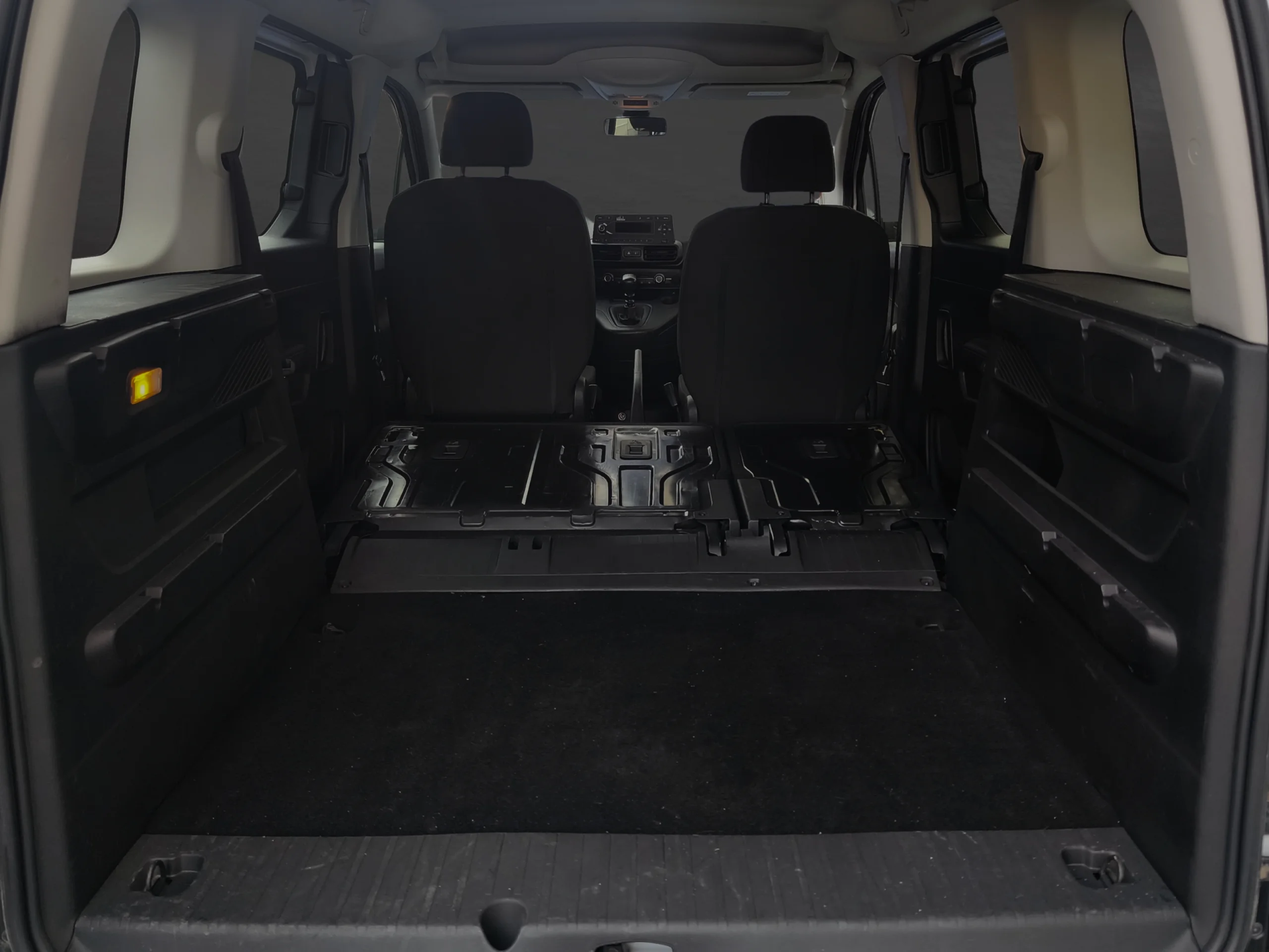 Citroen Berlingo Combi 5 Plazas | Talla M | Doble Puerta Lateral | Desde 261 € al mes - Foto 12