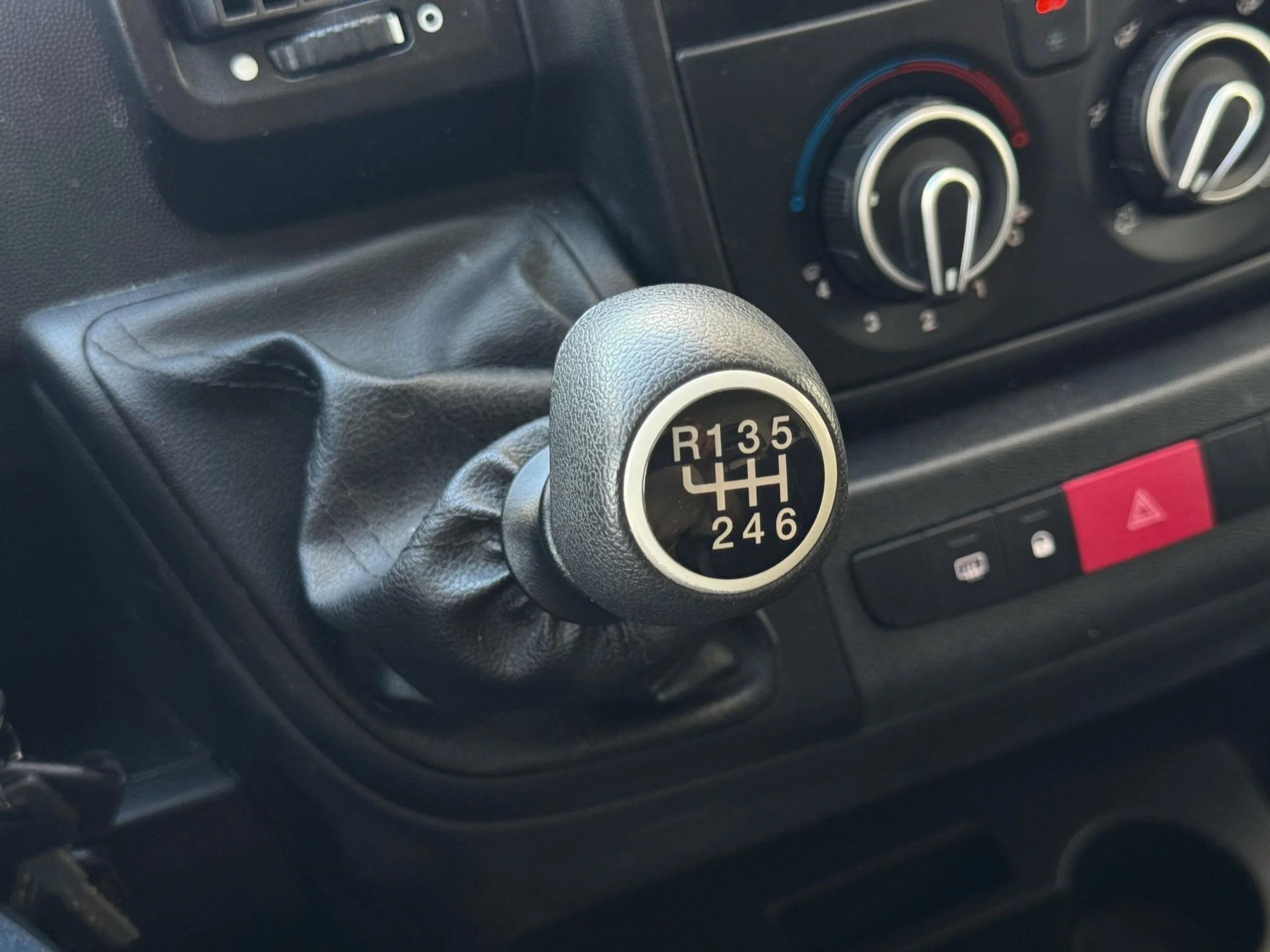 Peugeot Boxer L4H2 140 CV - Foto 11