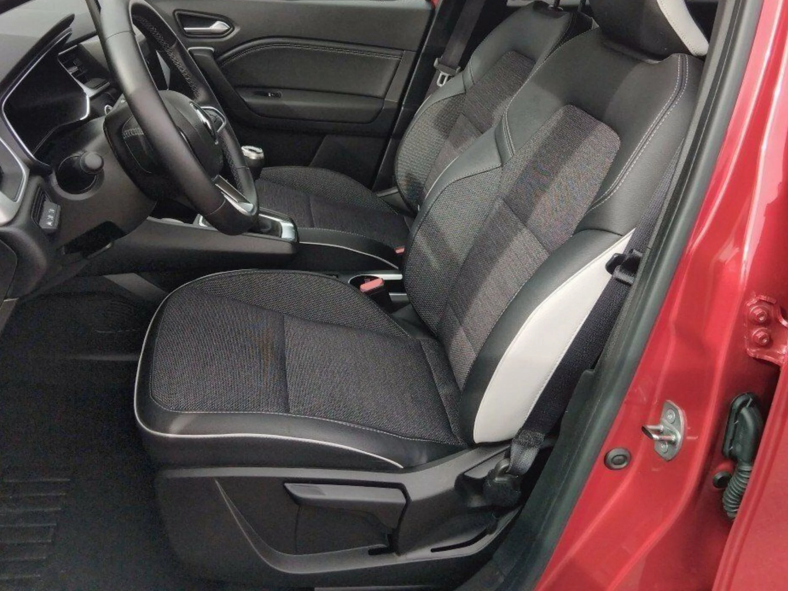 Renault Captur Techno TCe 90 CV - Foto 4