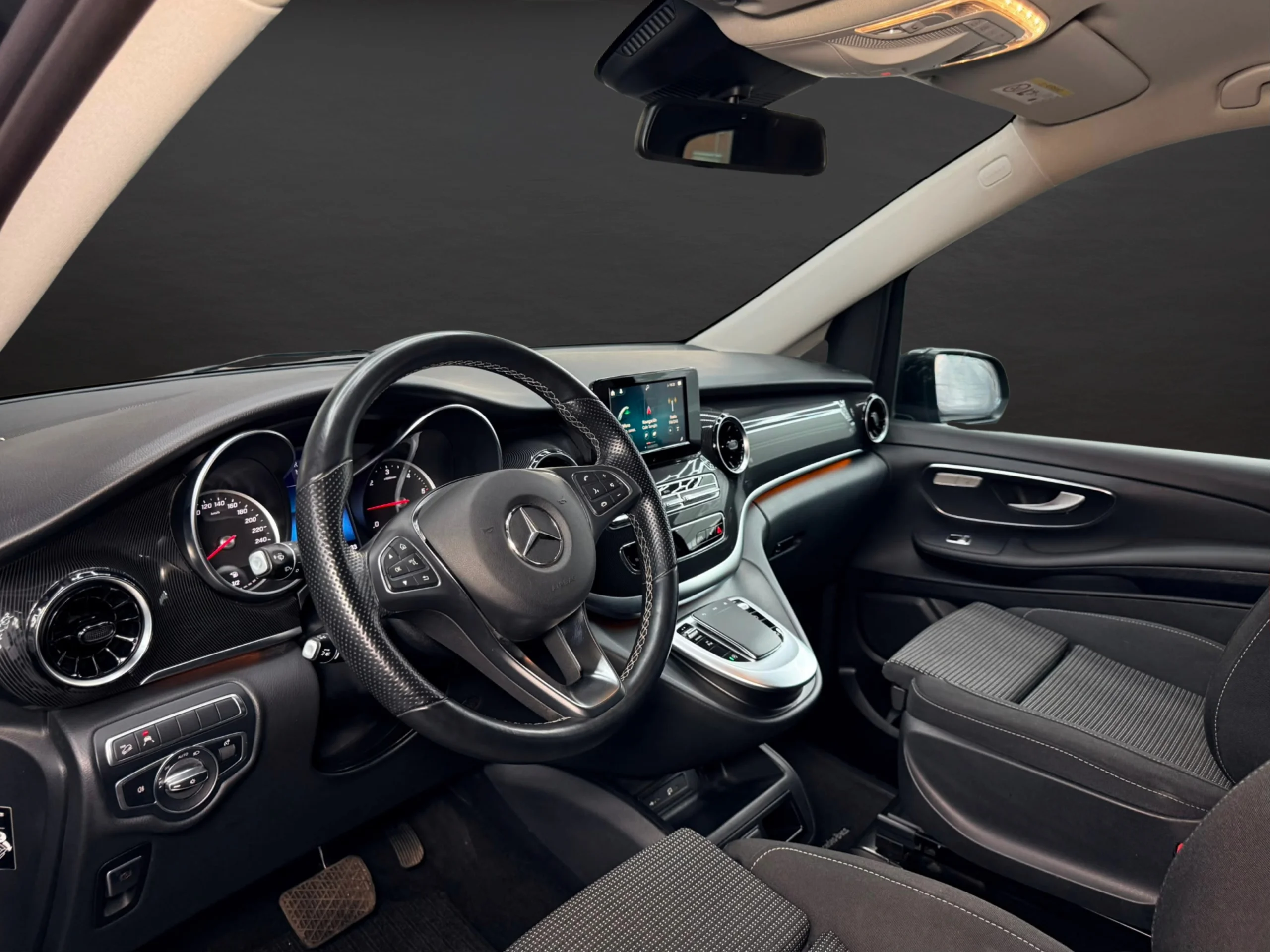 Mercedes-Benz V 220 Extralarga | 7 Plazas Premium | 4x4 | DESDE 867 €/mes - Foto 9
