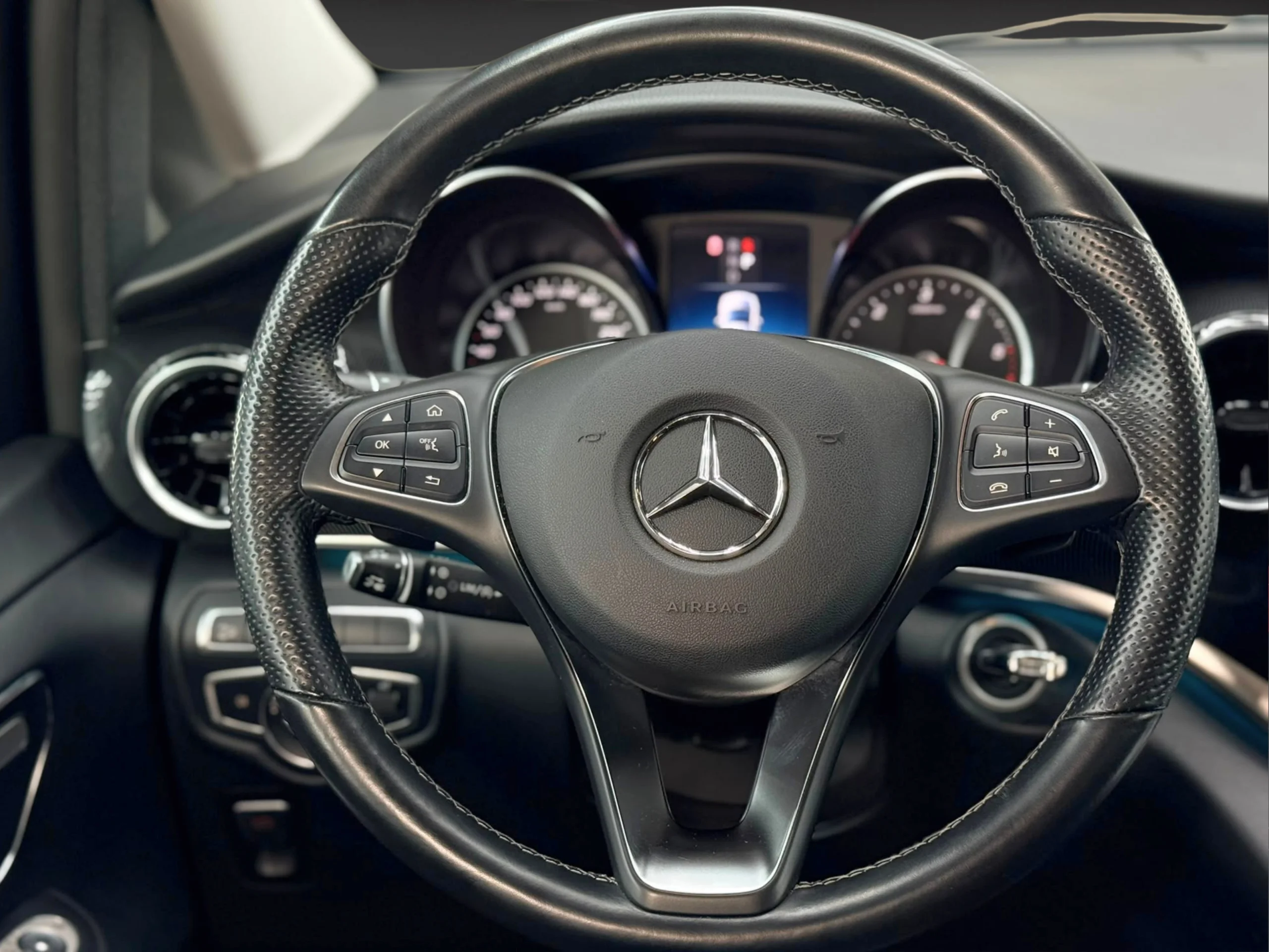 Mercedes-Benz V 220 Extralarga | 7 Plazas Premium | 4x4 | DESDE 867 €/mes - Foto 15