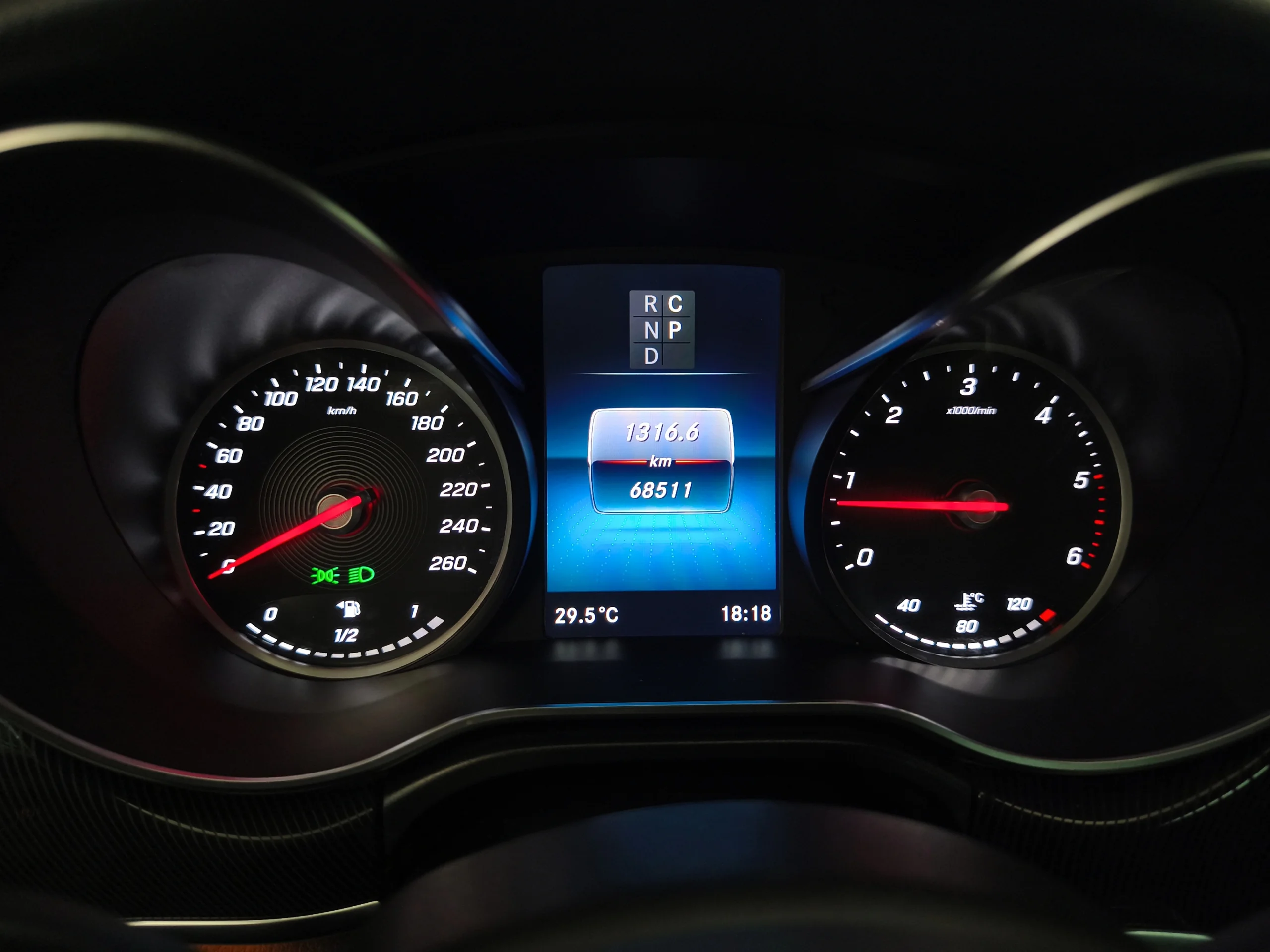 Mercedes-Benz V 220 Extralarga | 7 Plazas Premium | 4x4 | DESDE 867 €/mes - Foto 16
