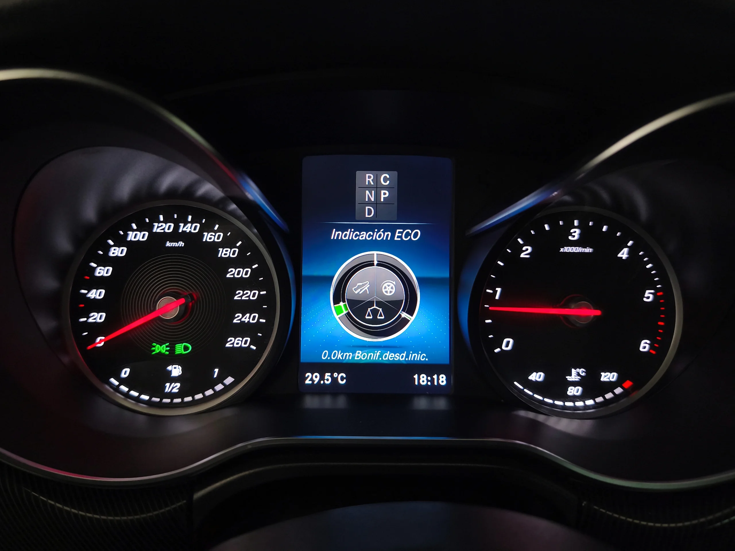 Mercedes-Benz V 220 Extralarga | 7 Plazas Premium | 4x4 | DESDE 867 €/mes - Foto 18