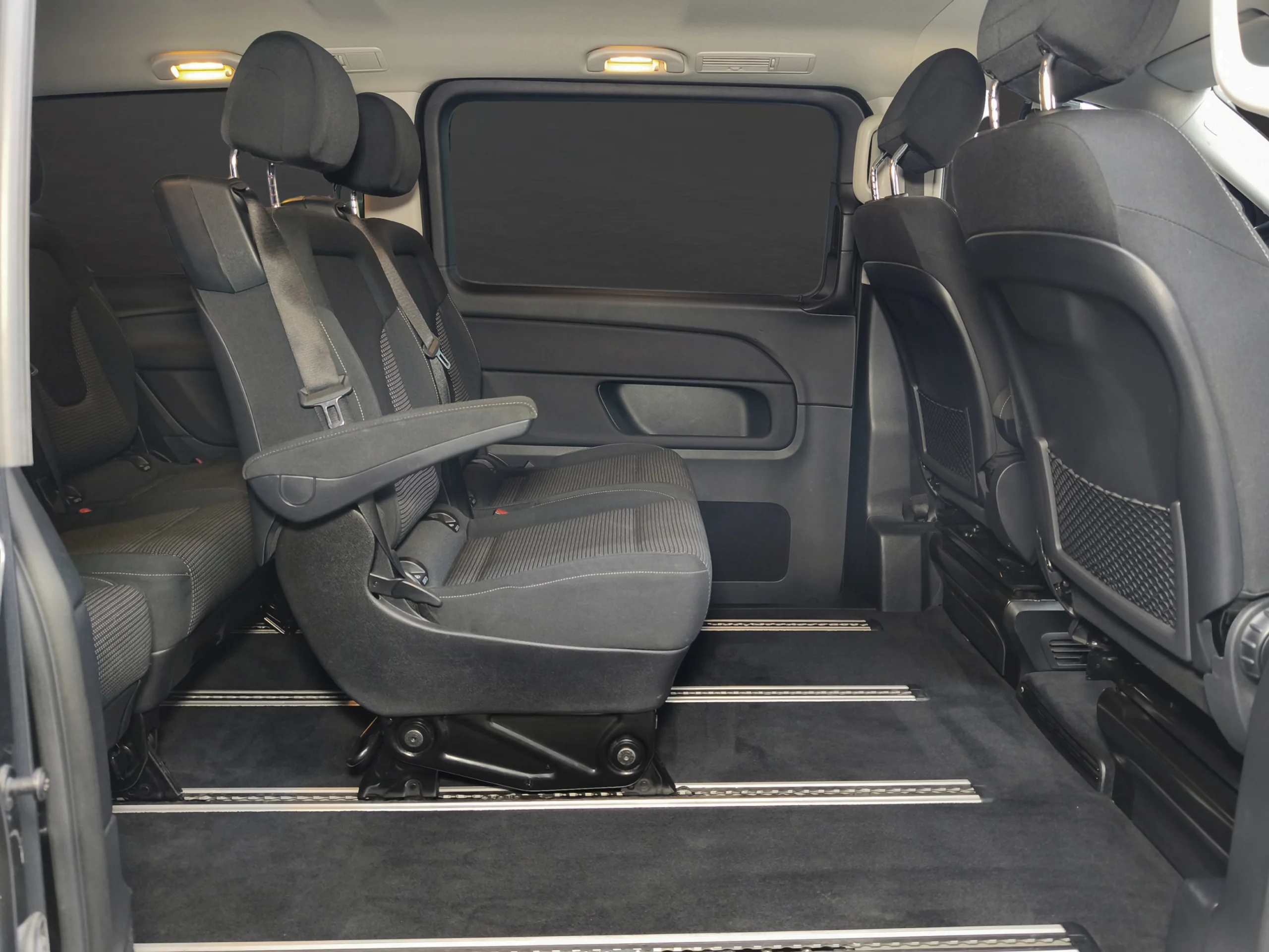 Mercedes-Benz V 220 Extralarga | 7 Plazas Premium | 4x4 | DESDE 867 €/mes - Foto 17