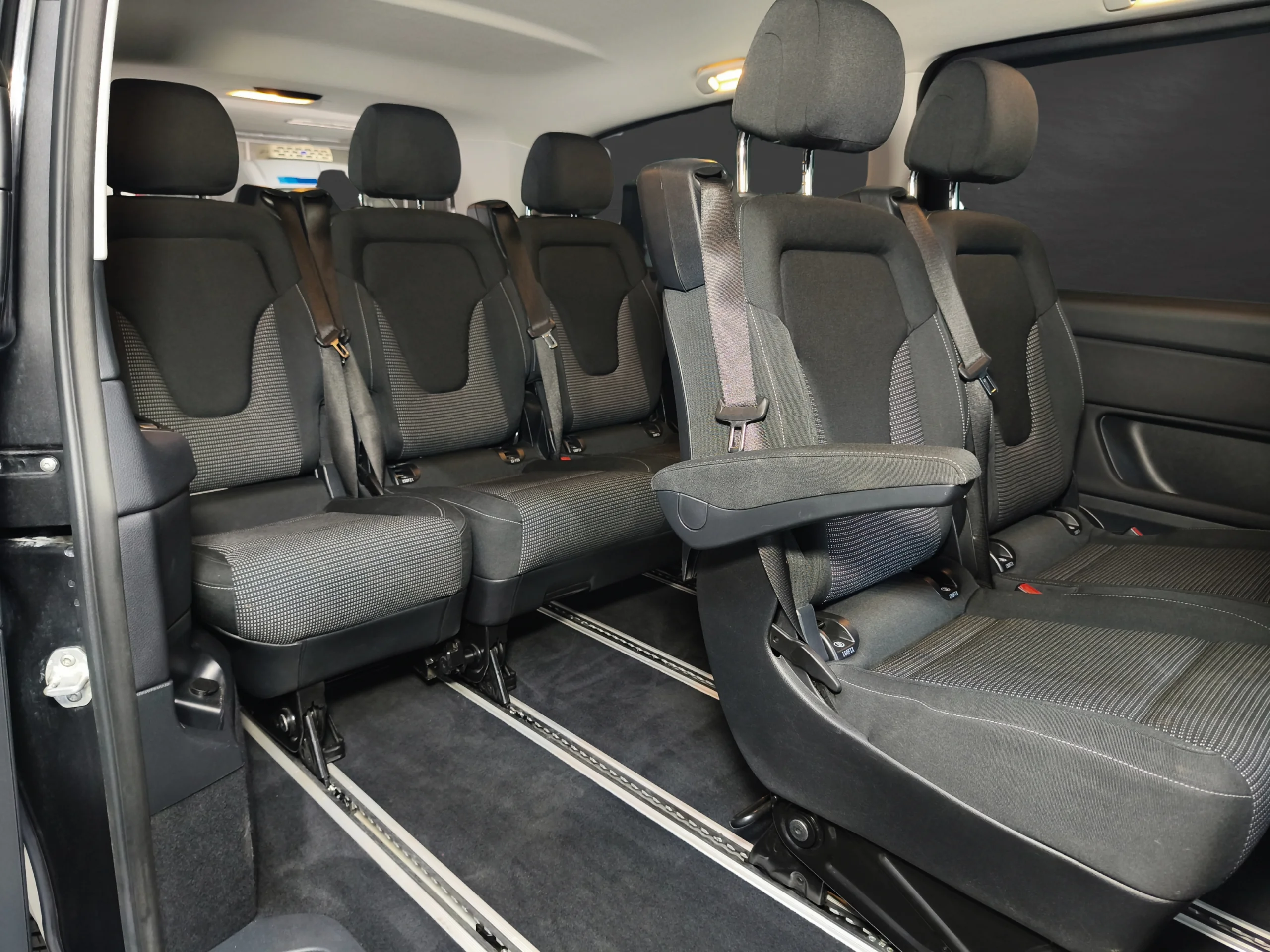 Mercedes-Benz V 220 Extralarga | 7 Plazas Premium | 4x4 | DESDE 867 €/mes - Foto 18