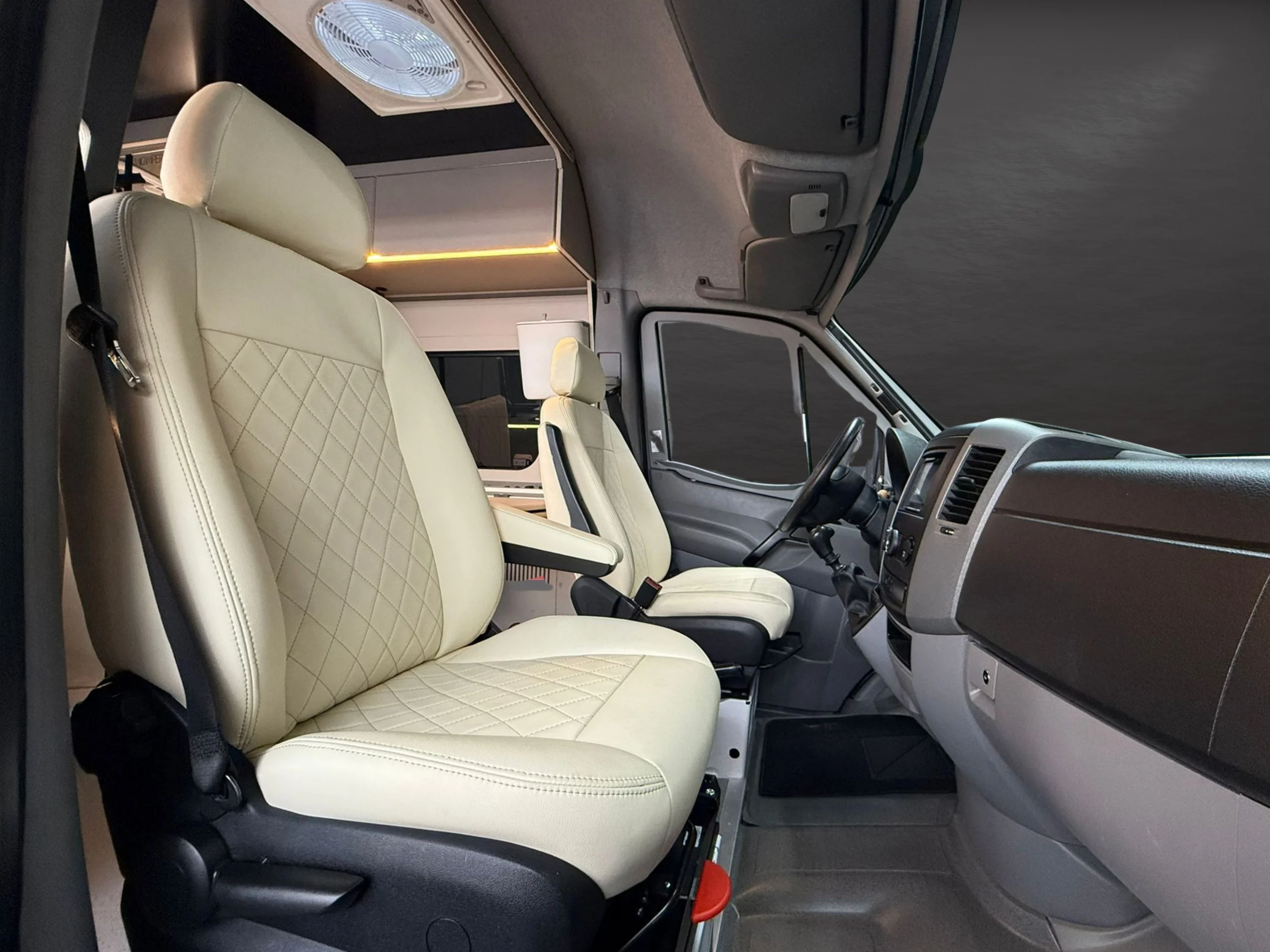 Mercedes-Benz Sprinter 906 CAMPER 4X4 - Foto 39