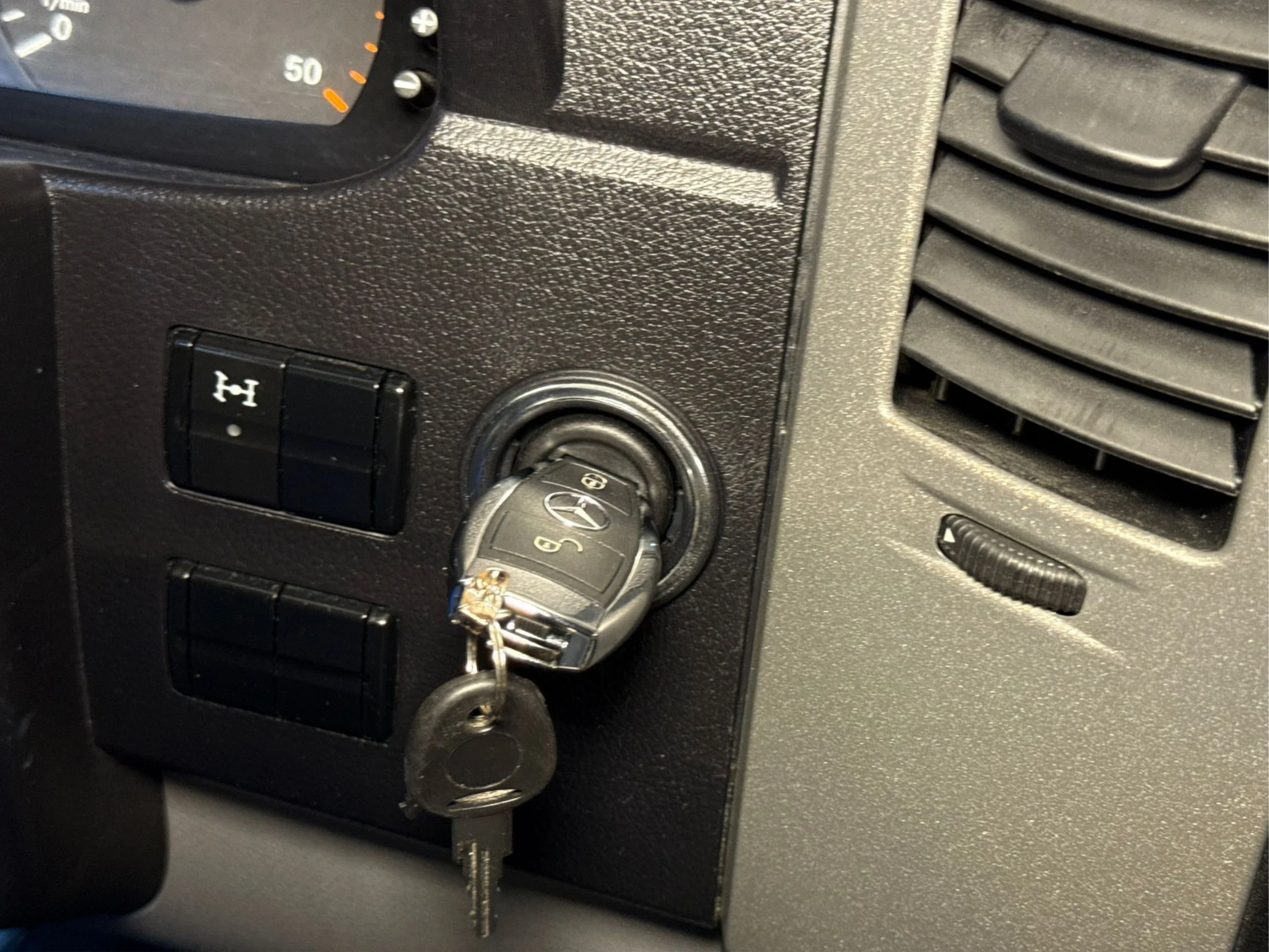 Mercedes-Benz Sprinter 906 CAMPER 4X4 - Foto 43