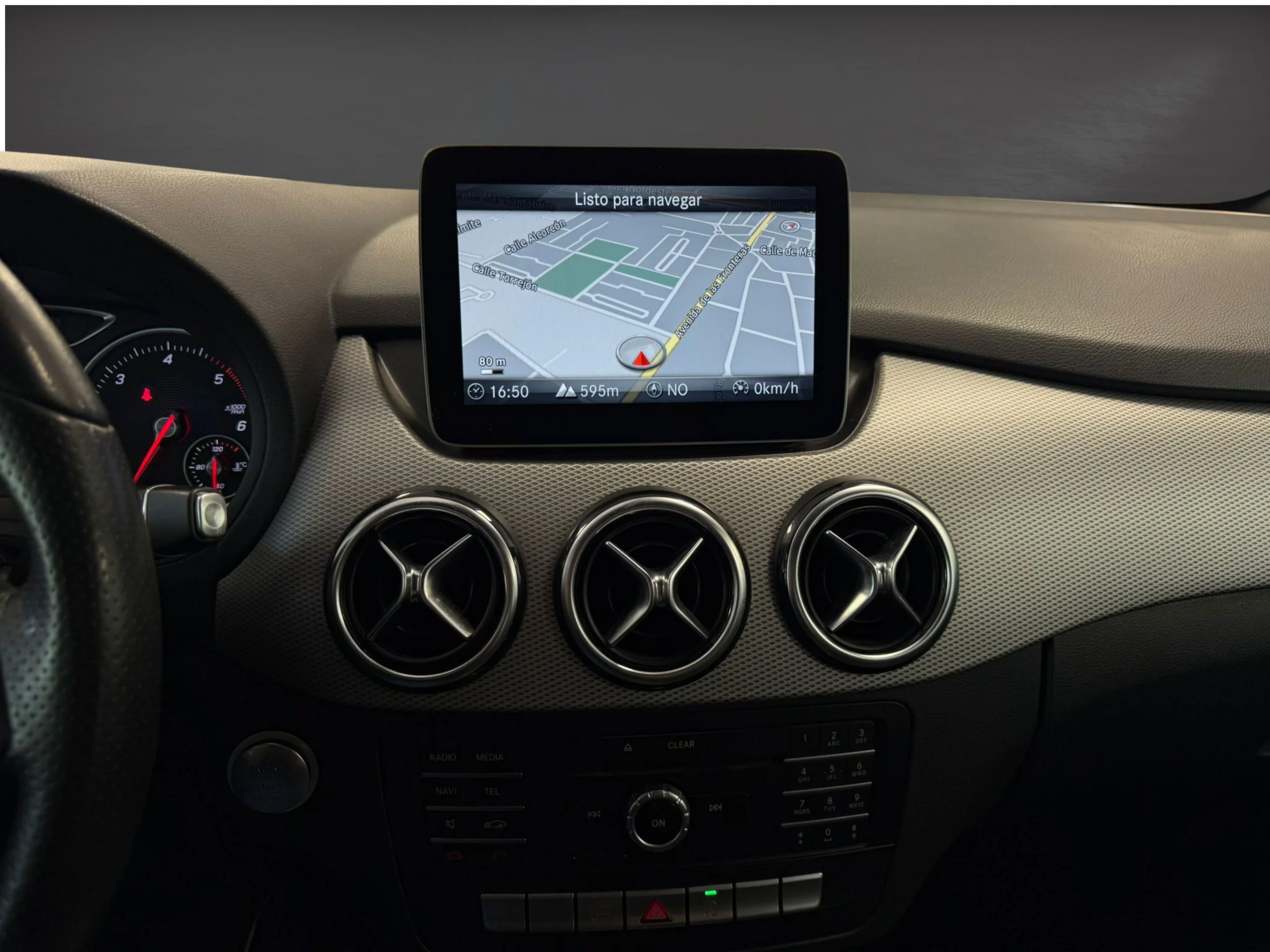 Mercedes-Benz Clase B 200D CDI 136CV Automatico - Foto 14