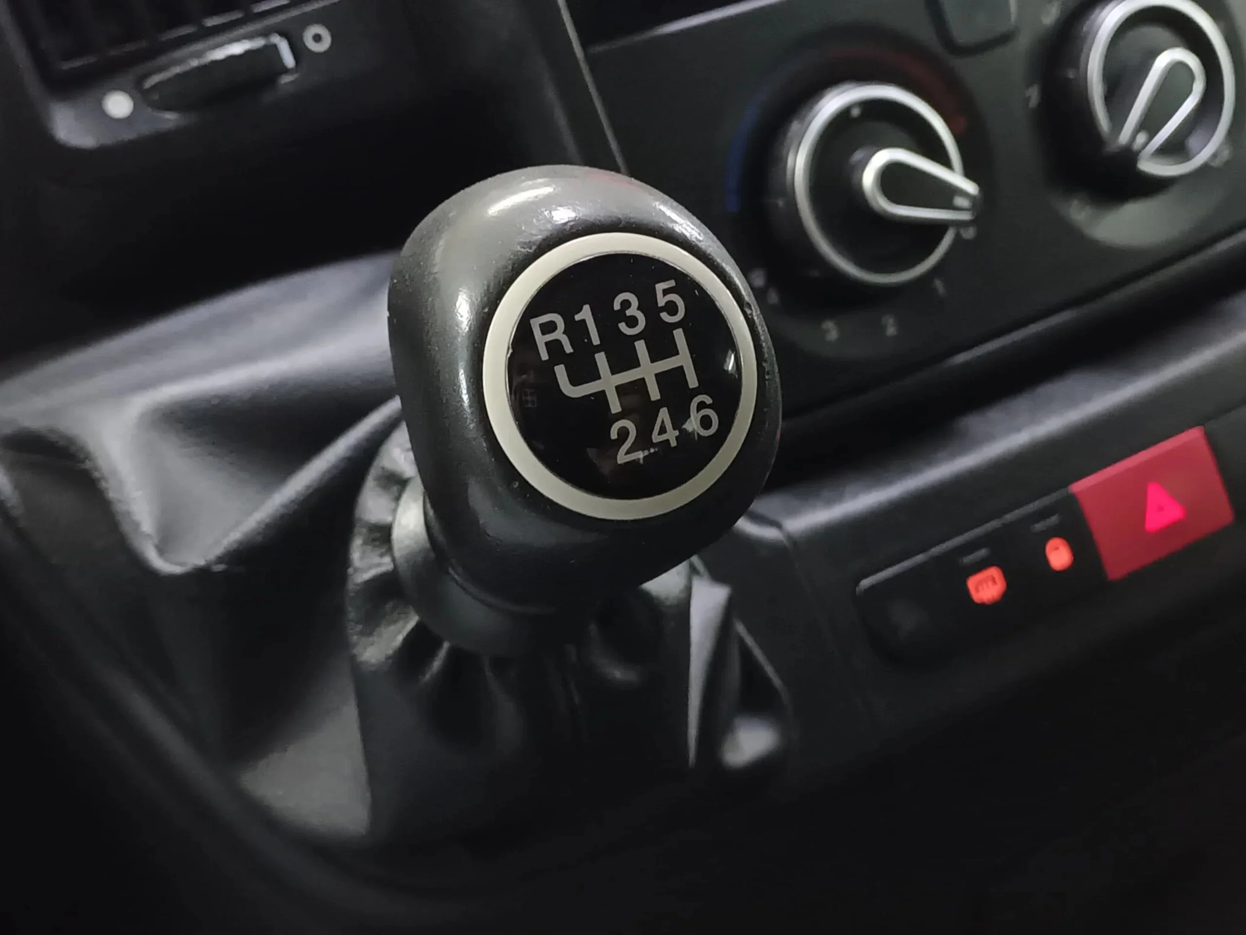 Citroen Jumper L2H2 130CV ADAPTADA MOVILIDAD REDUCIDA PMR - Foto 21