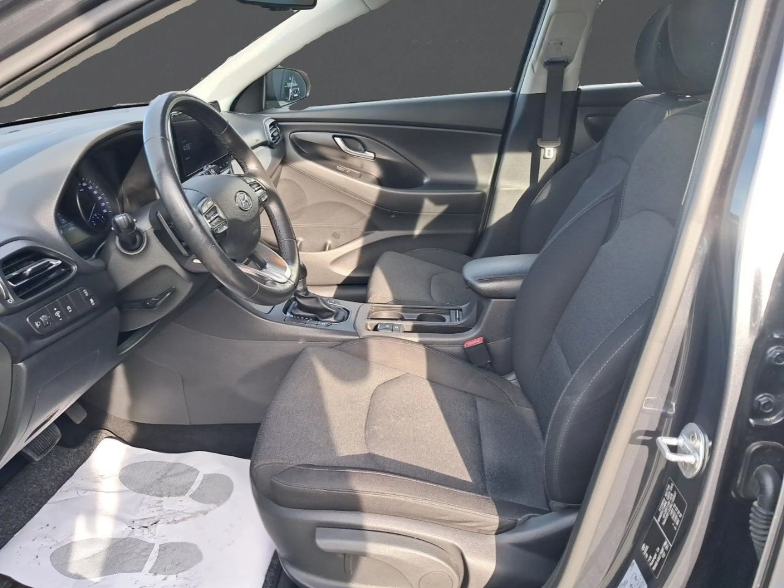 Hyundai I30 Hyundai i30 1.6 CRDI 85kW (116CV) Klass DCT - Foto 9