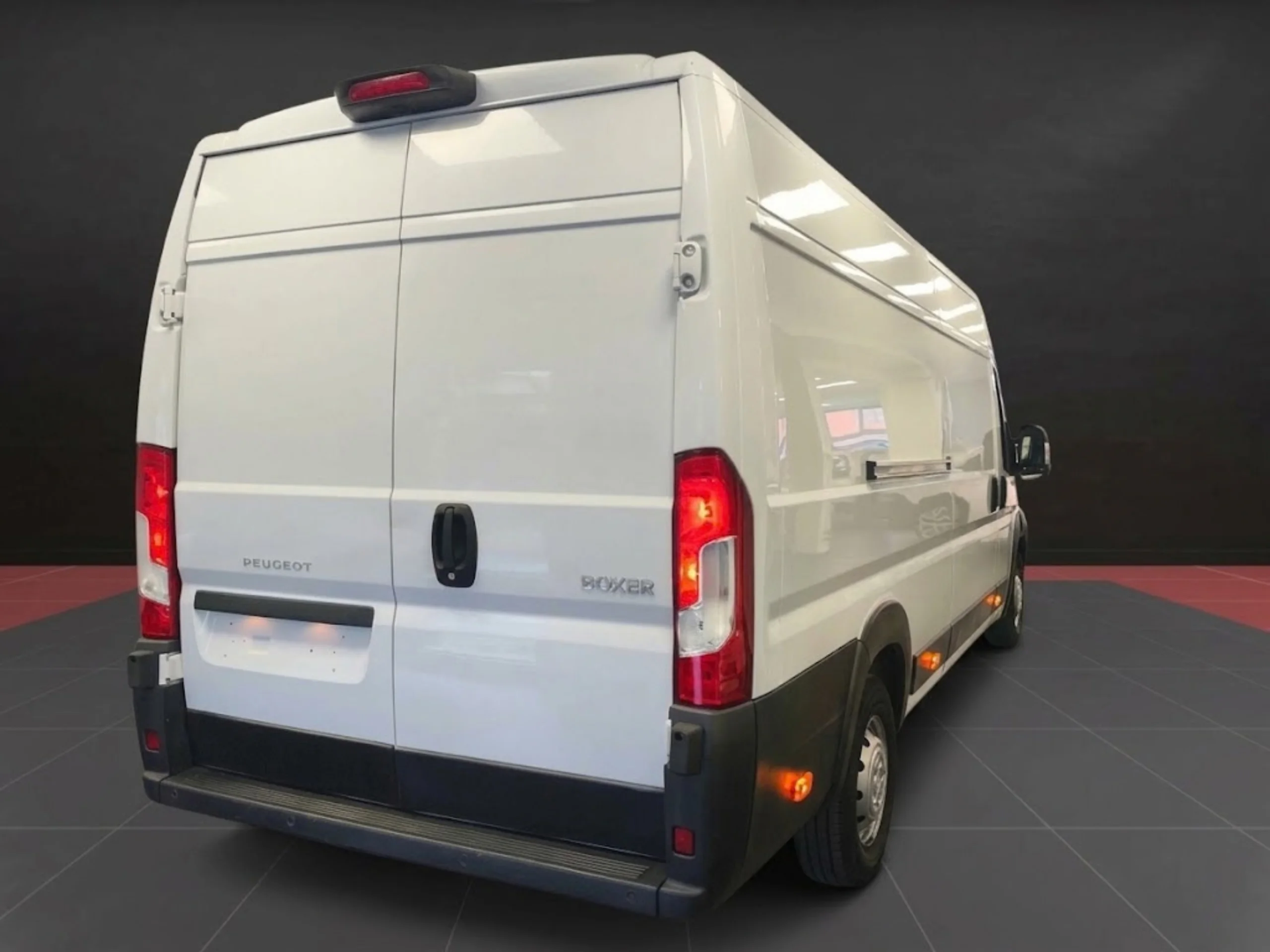 Peugeot Boxer L4H2 Asphalt 140CV  – Vehículo Industrial de Ocasión ¡Desde 395 €/mes! - Foto 5