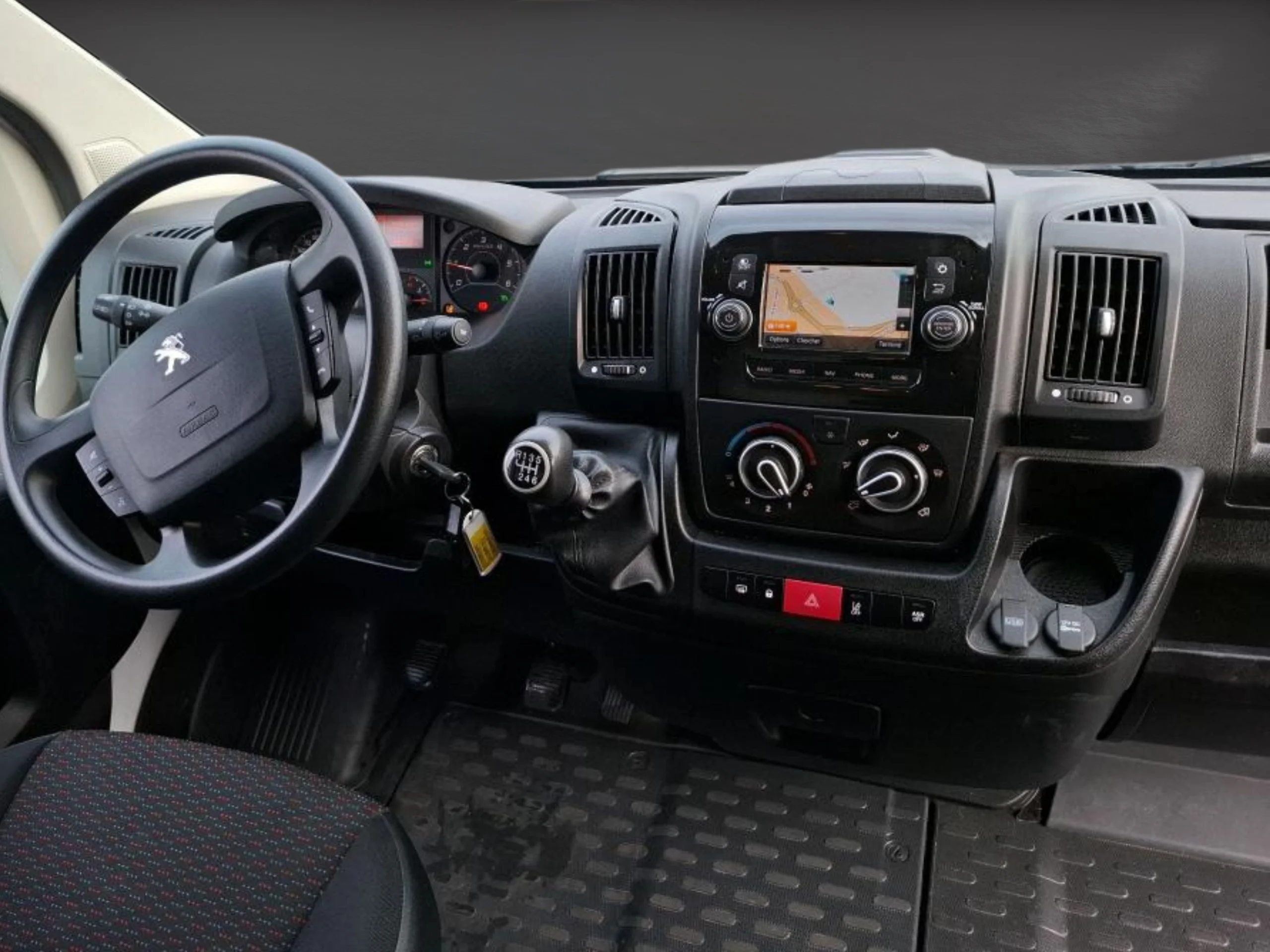 Peugeot Boxer Peugeot Boxer 330 L1H1 BLUEHDI 120 S&S PREMIUM - Foto 9