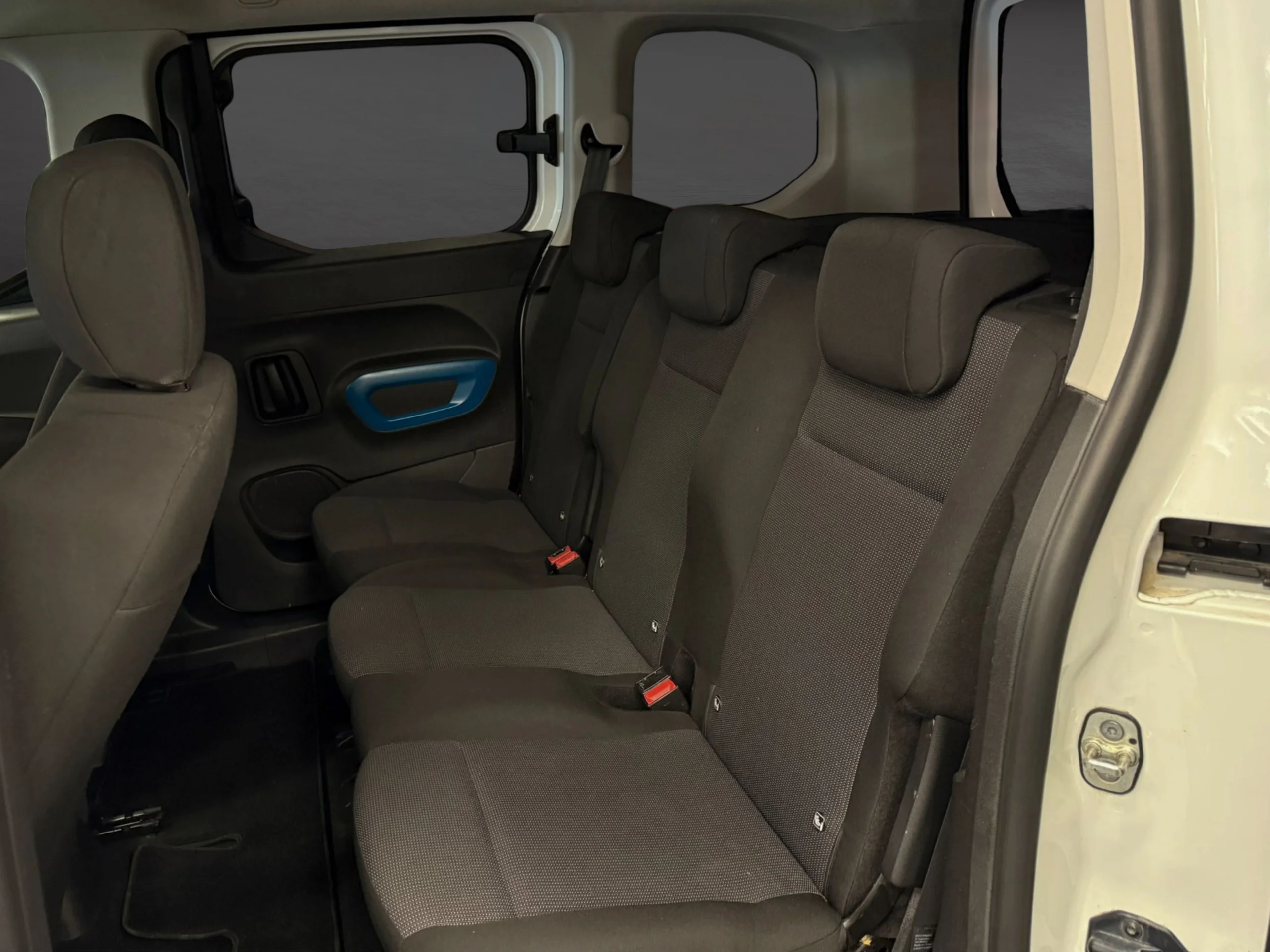Citroen Berlingo Combi 5 Plazas  - Foto 11