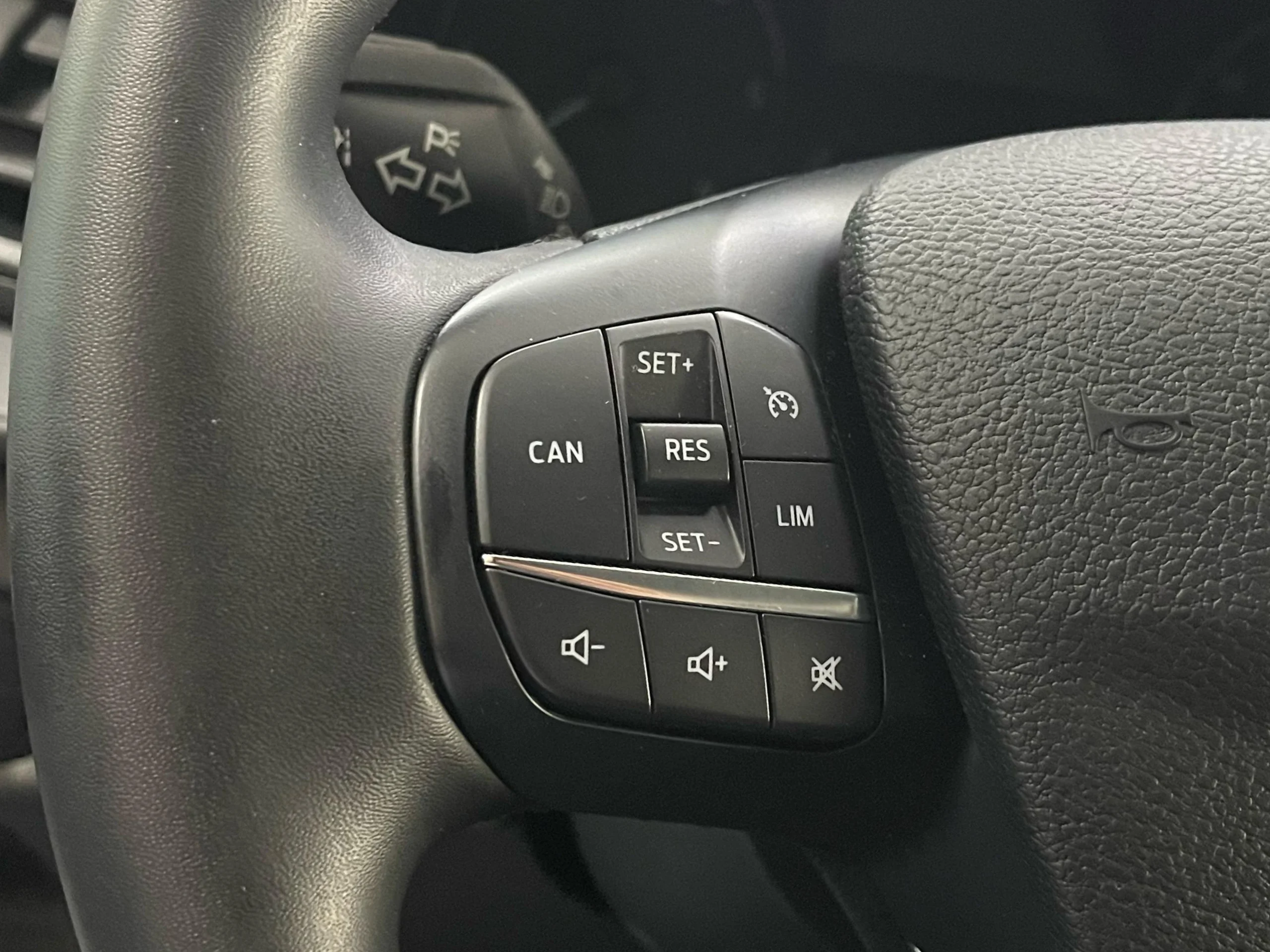 Ford Transit L2H2 130 CV EcoBlue Hybrid Trend - Foto 9