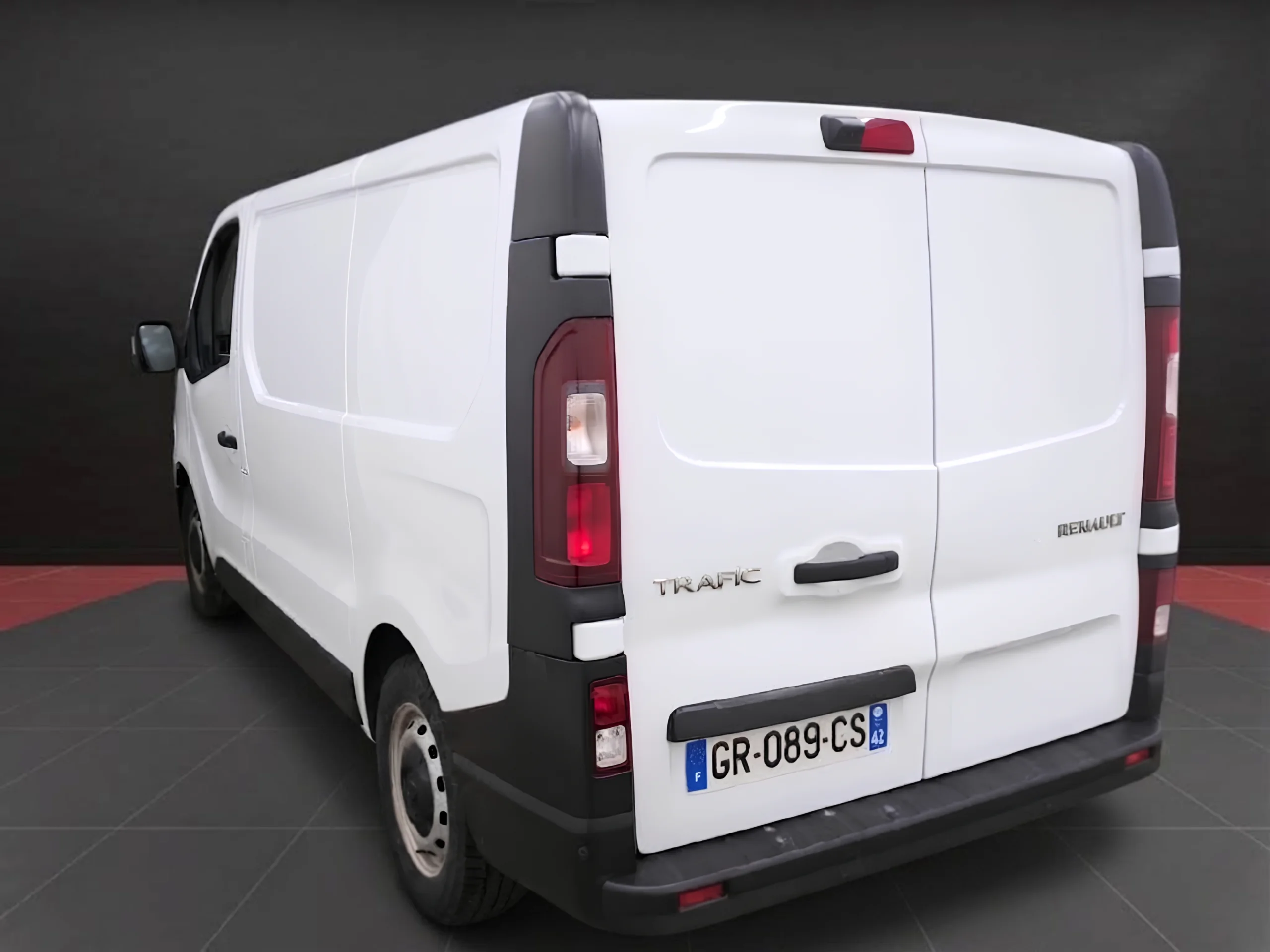 Renault Trafic L1H1 Grand Confort 130CV (2023) | Desde 359€/mes - Foto 5