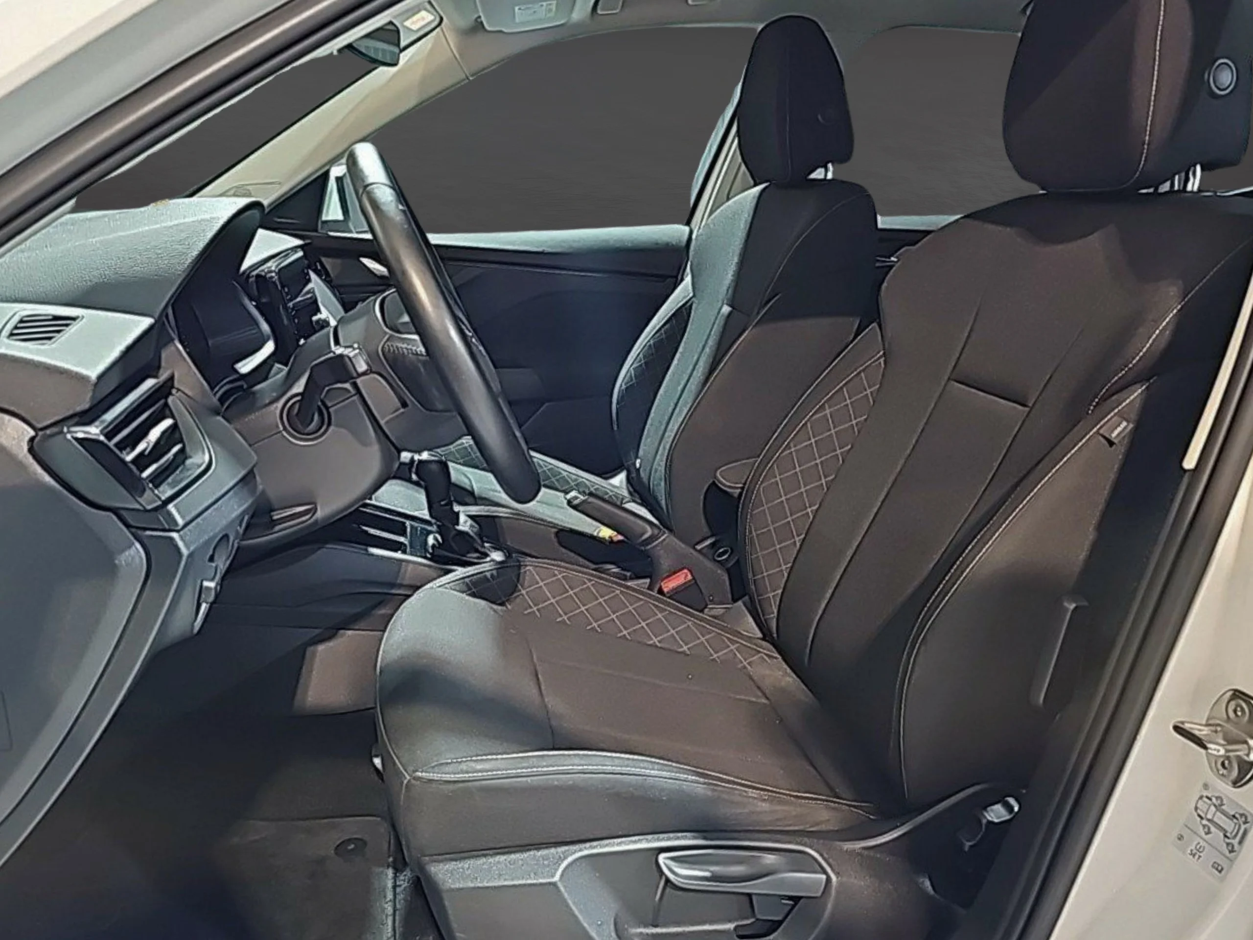 Skoda Kamiq 1.0 TSI 81kW (110CV) DSG Ambition - Foto 11