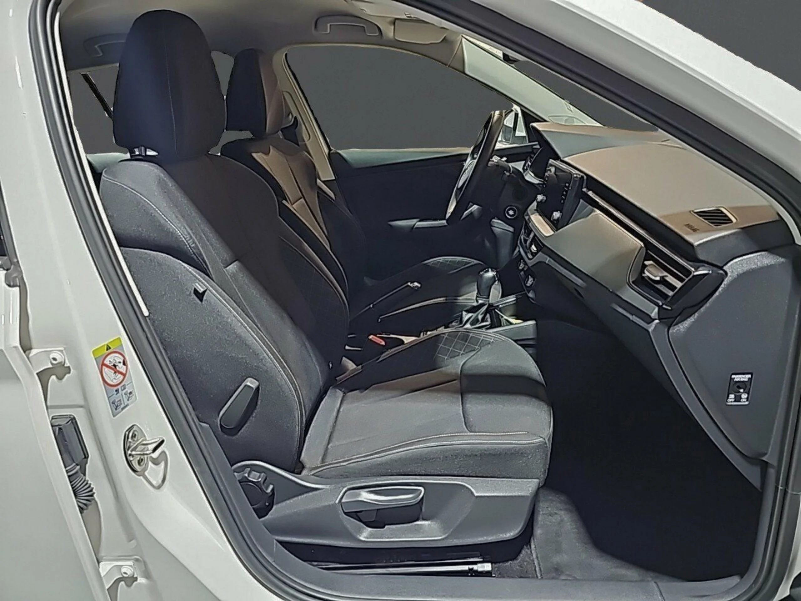 Skoda Kamiq 1.0 TSI 81kW (110CV) DSG Ambition - Foto 12