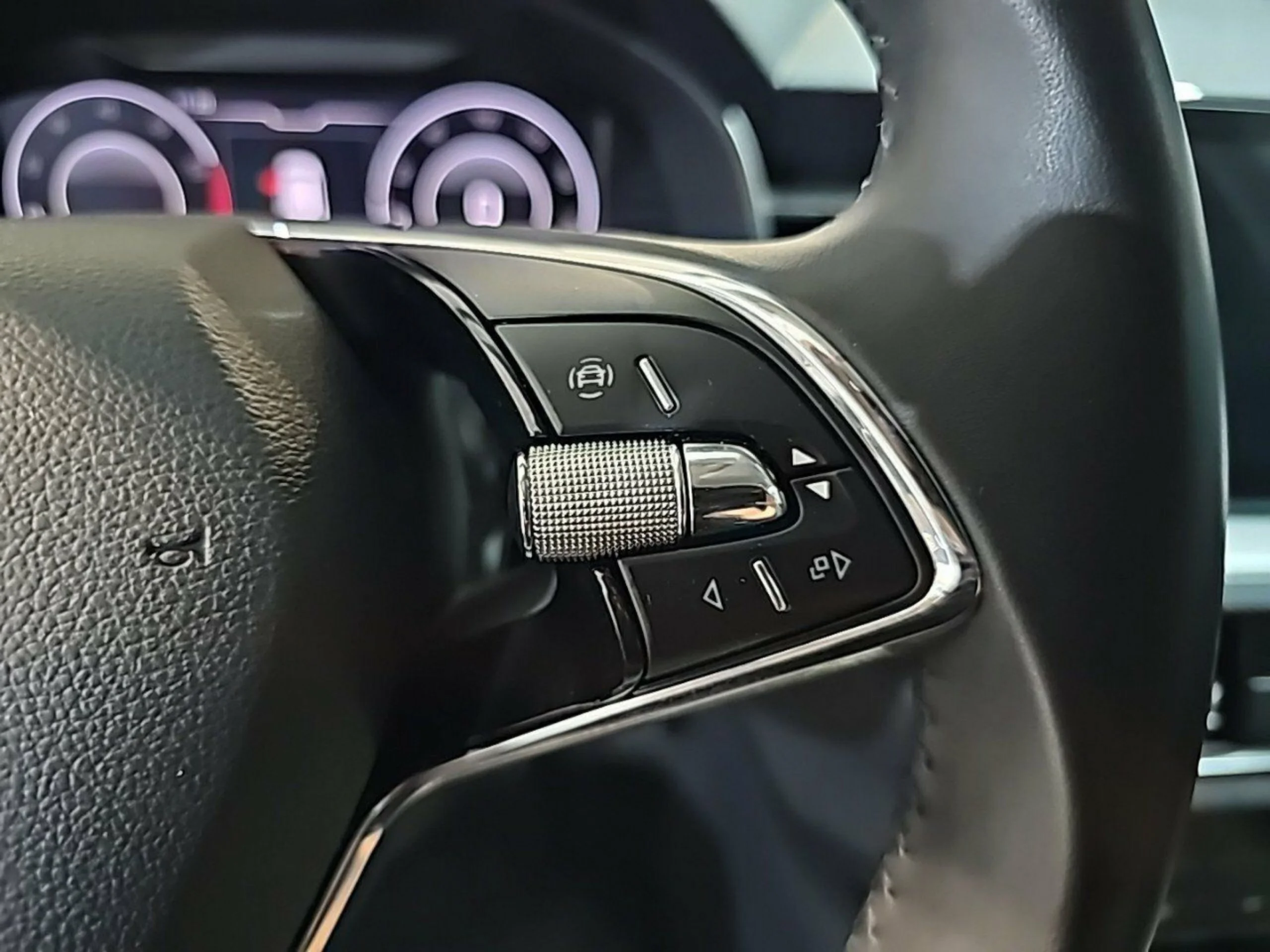 Skoda Kamiq 1.0 TSI 81kW (110CV) DSG Ambition - Foto 17