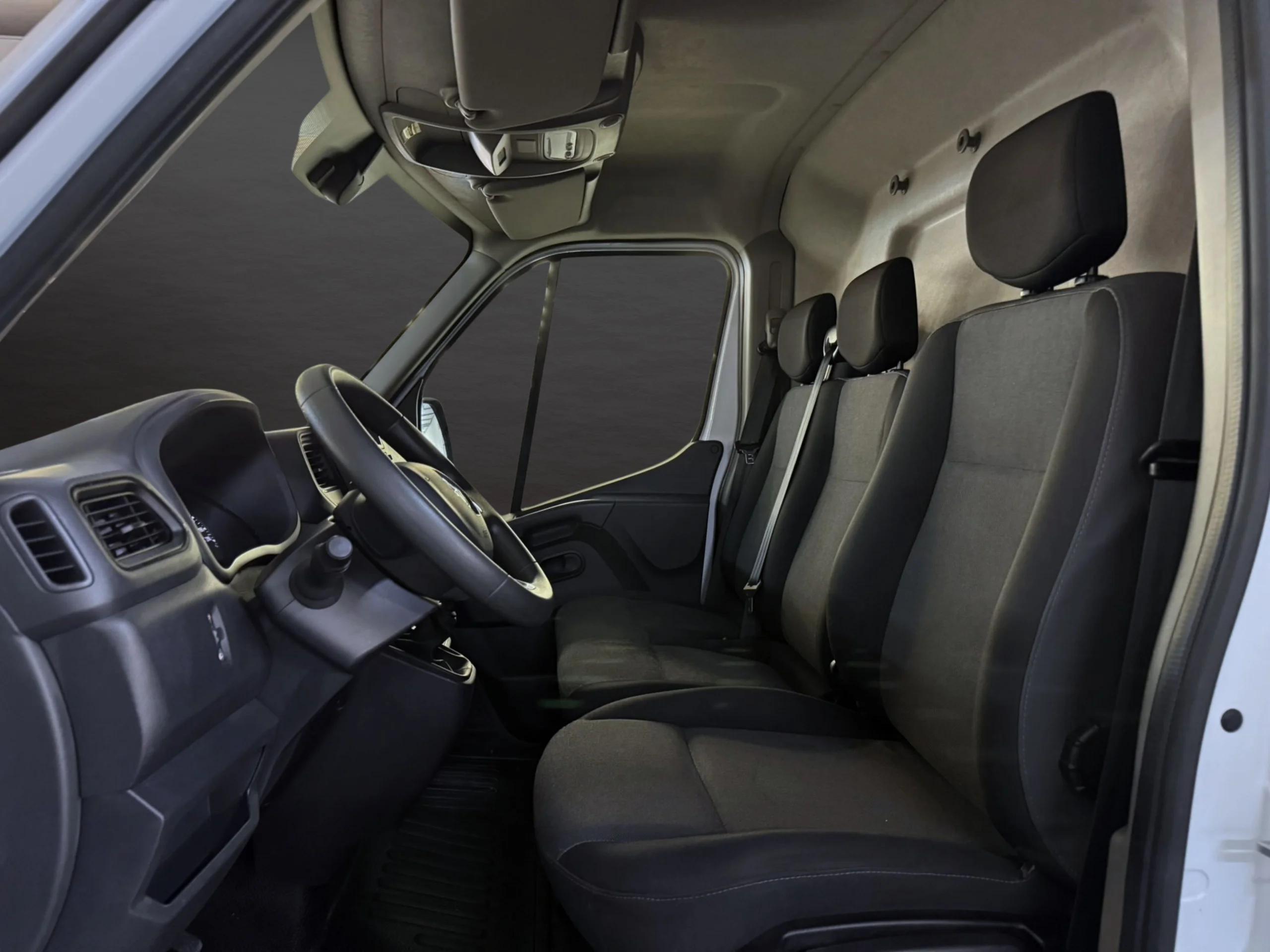 Renault Master L1H2 135 CV - Foto 11