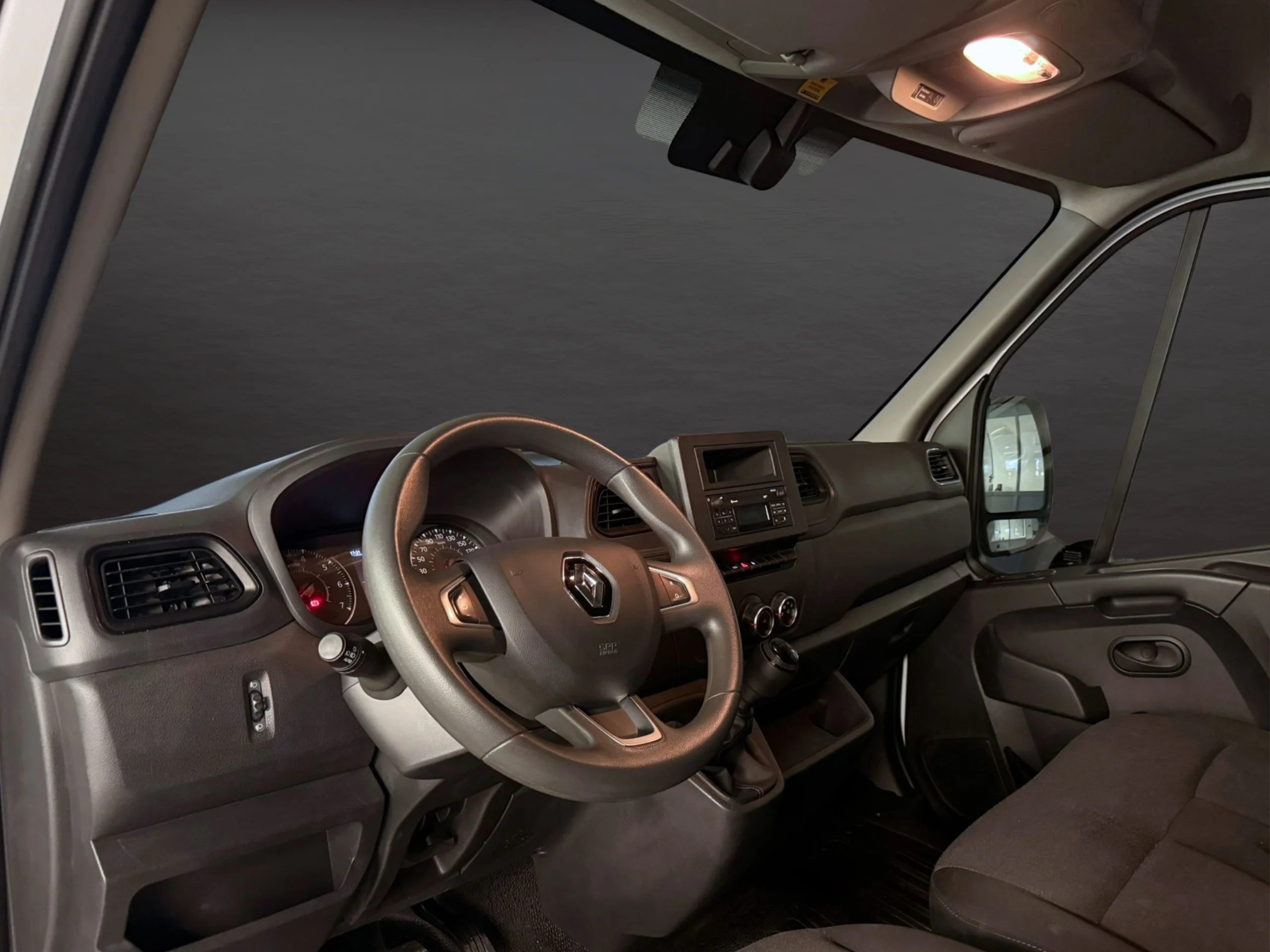 Renault Master L1H2 135 CV - Foto 10