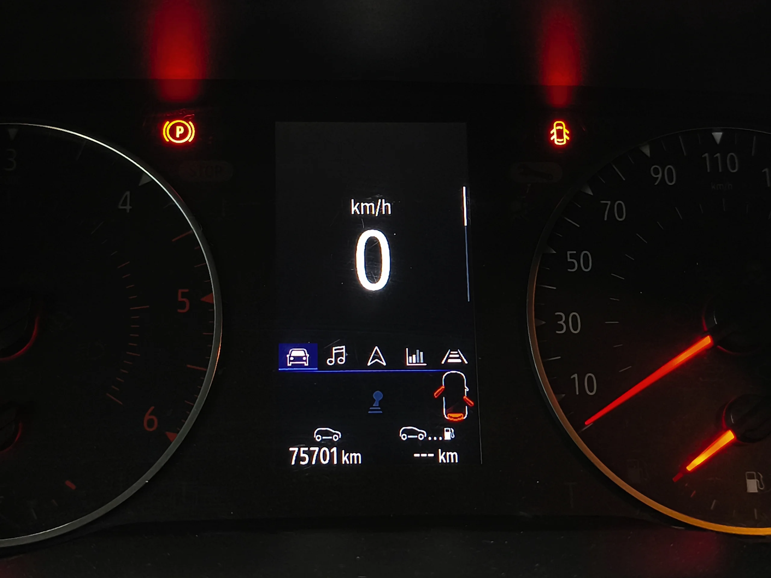 Renault Trafic  L2H2 150CV con Baca y Escalera | Desde 360€/mes - Foto 12
