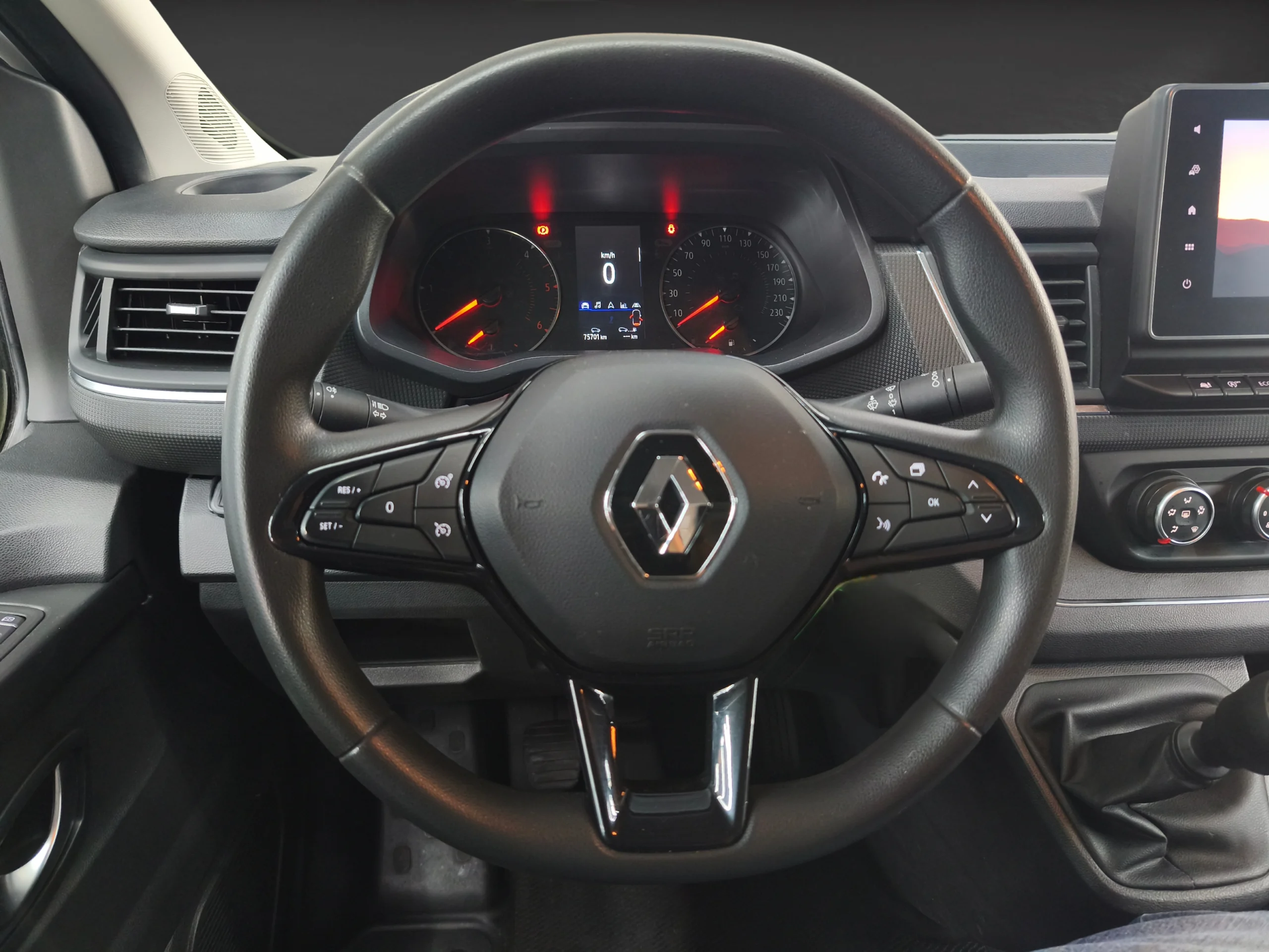 Renault Trafic  L2H2 150CV con Baca y Escalera | Desde 360€/mes - Foto 11