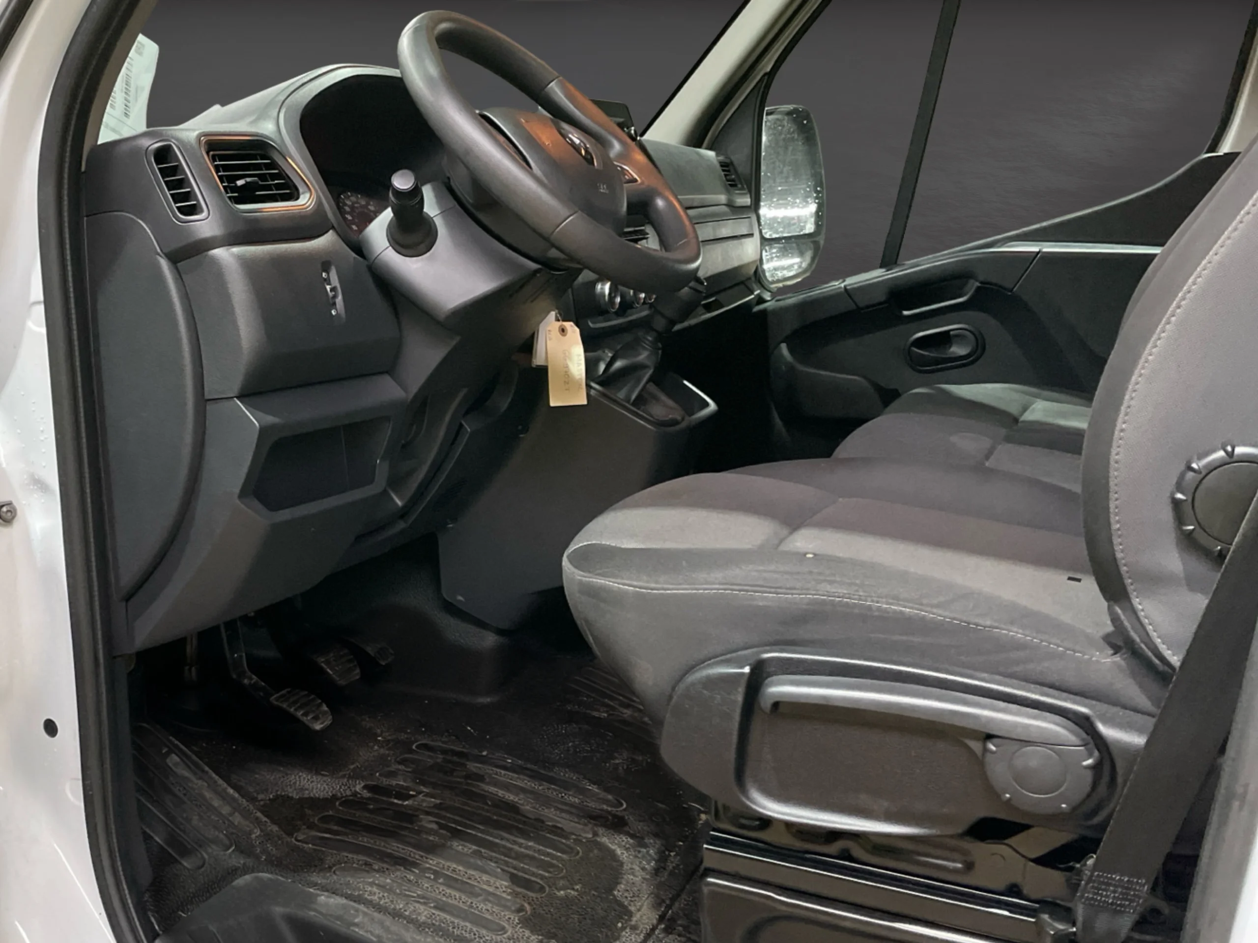 Renault Master L2H2 Mixta 7 plazas + carga   2.3 dCi 135CV  - Foto 9