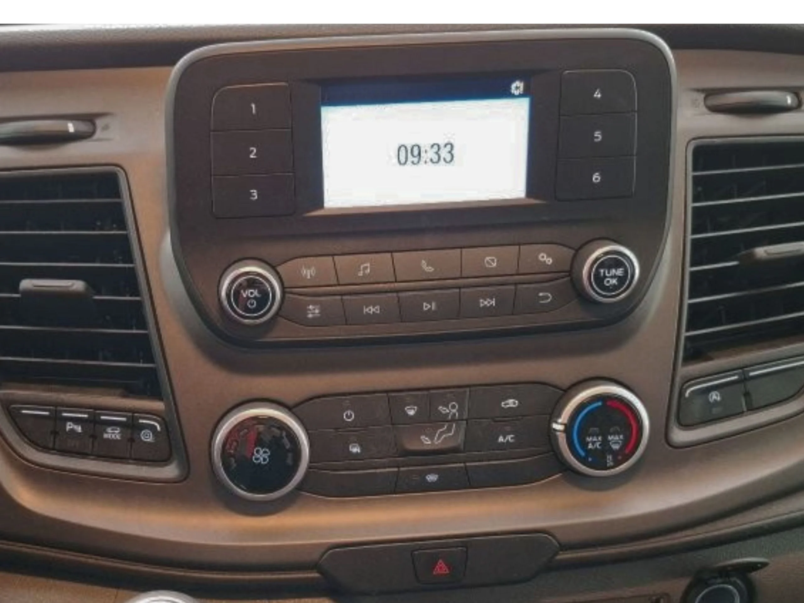 Ford Transit L3H2 130CV Trend - Foto 12