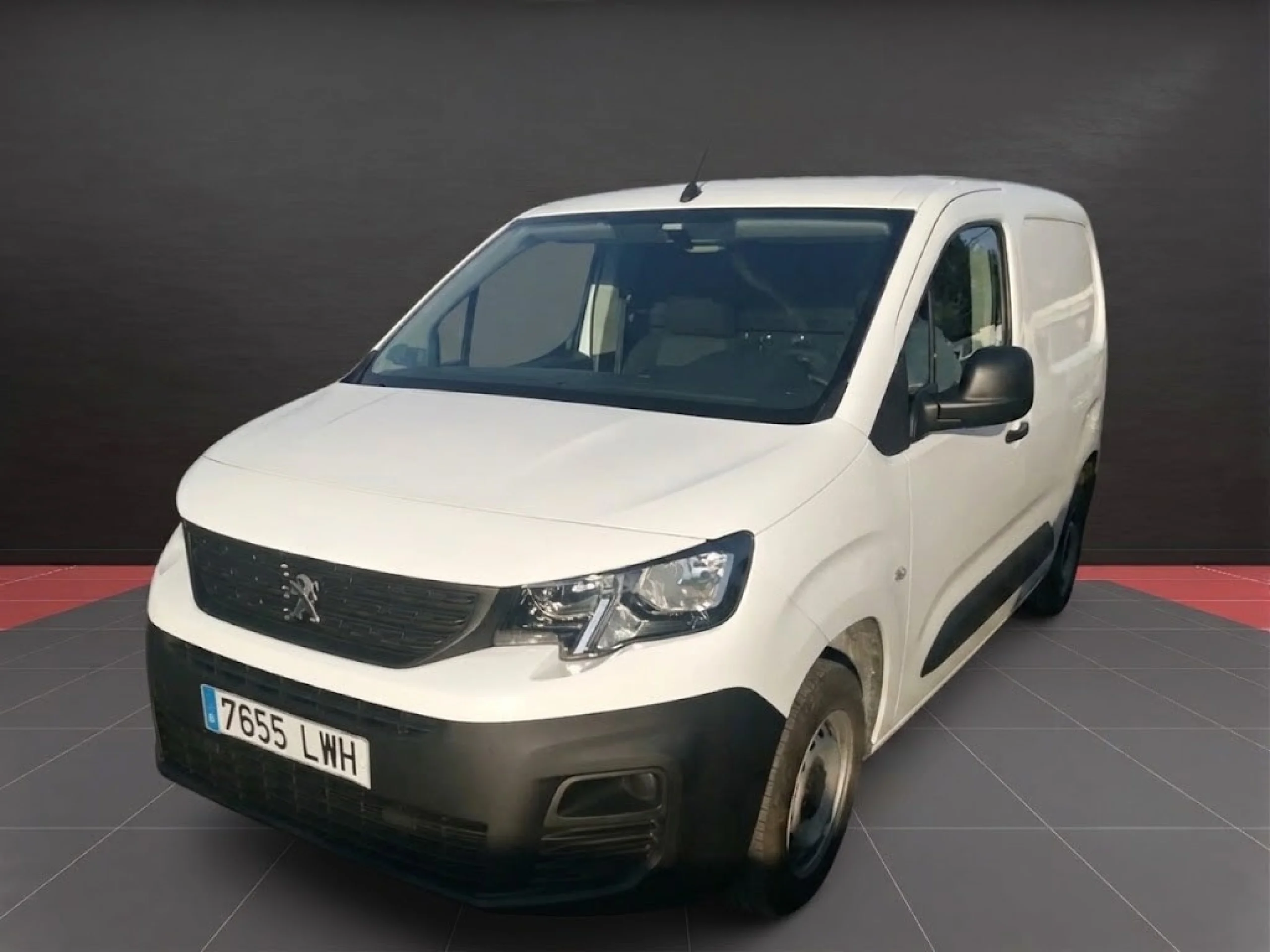 Peugeot Partner Pro Standard 600kg BlueHDi (2022) | Agilidad y Rendimiento para tu Negocio | Desde 225 € al mes - Foto 4